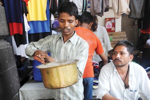 चाय की दुकान (Tea Shop)