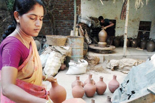 कुम्हार (potter)