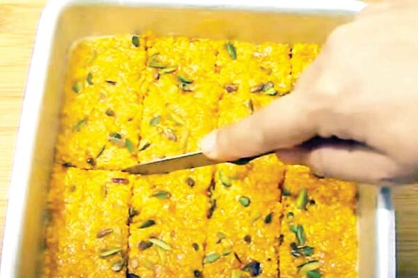 स्वाद का खजाना आम कलाकंद (Mango Kalakand)