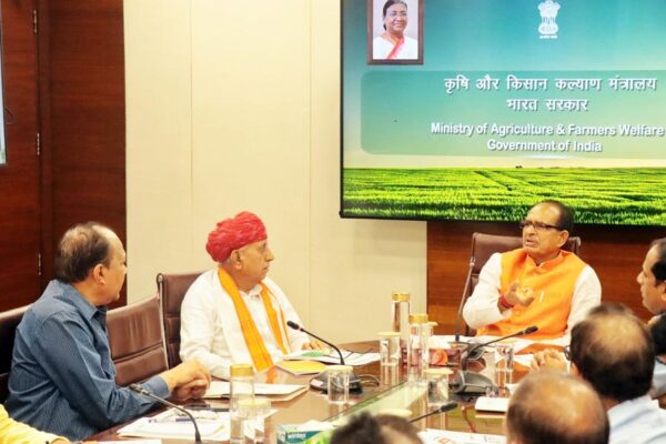 यंत्रीकरण और आधुनिक तकनीकियों से कृषि क्षेत्र (Agriculture Sector) में क्रांति संभव