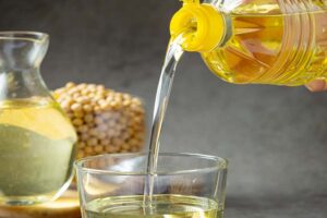 खाद्य तेल (Edible Oil) के दामों पर लगाम, एमआरपी से अधिक न हों दाम